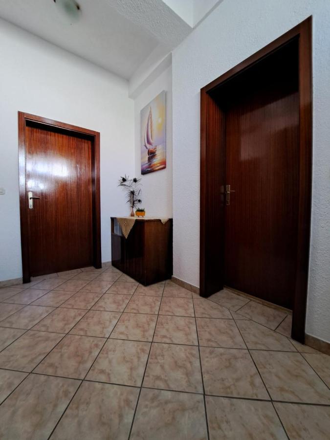 Gjorgji Apartments 68A オフリド エクステリア 写真