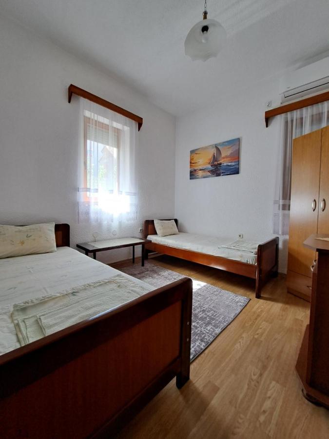 Gjorgji Apartments 68A オフリド エクステリア 写真